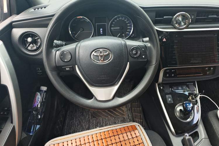 Used Toyota Levin Hybrid E+ 2019 1.8L PH GS E-CVT Elite Edition Steering Wheel