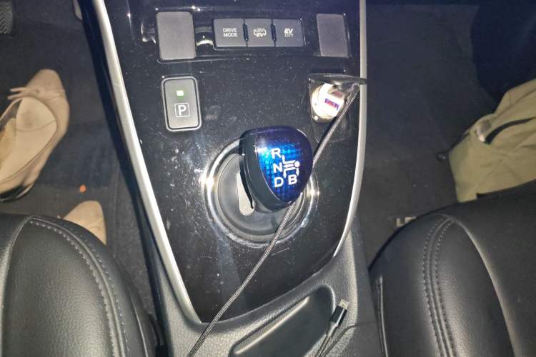 Used Toyota Levin Hybrid E+ 2019 1.8L PH GS E-CVT Elite Edition Gear Lever