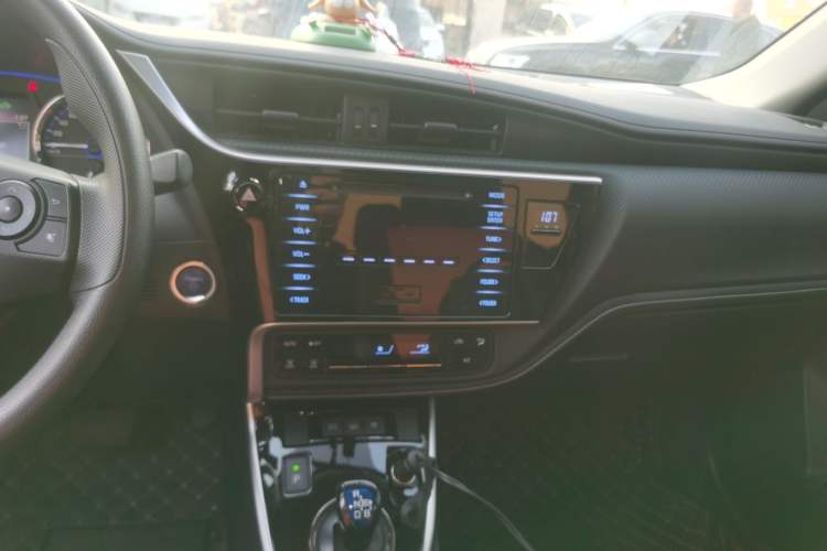 Used Toyota Levin Hybrid E+ 2019 1.8L PH GS E-CVT Elite Edition Audio And AC Panel