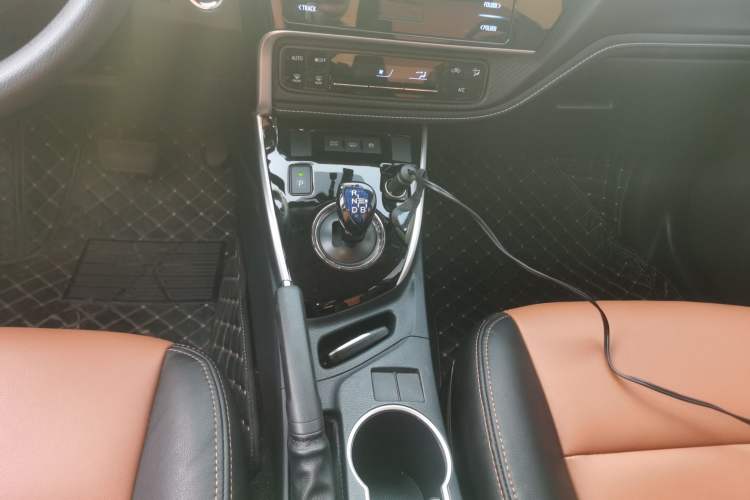Used Toyota Levin Hybrid E+ 2019 1.8L PH GS E-CVT Elite Edition Gear Lever