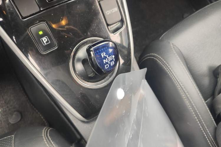 Used Toyota Levin Hybrid E+ 2019 1.8L PH V E-CVT Luxury Edition Gear Lever