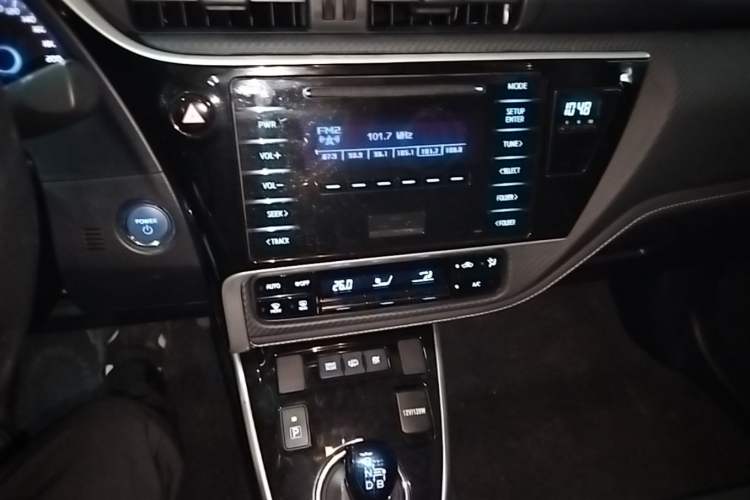 Used Toyota Levin Hybrid E+ 2019 1.8L PH GS E-CVT Elite Edition Audio And AC Panel