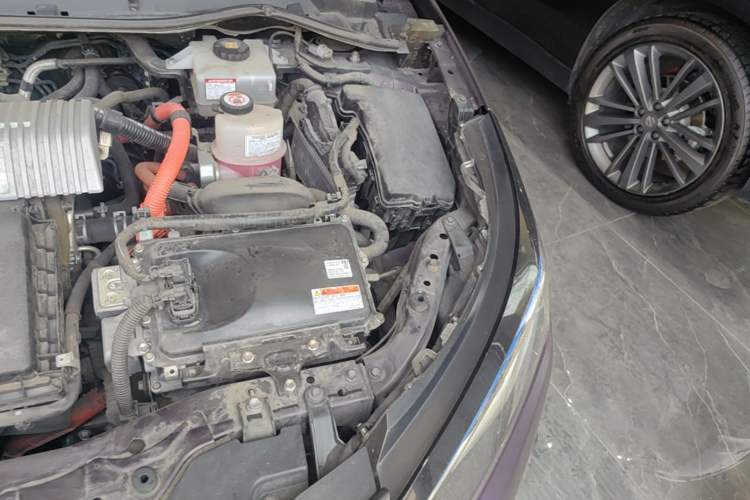 Used Toyota Levin Hybrid E+ 2019 1.8L PH GS E-CVT Elite Edition Engine Bay Left