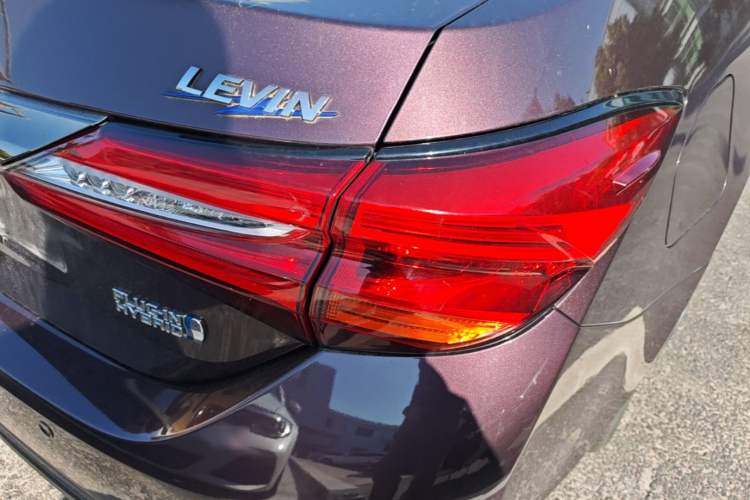 Used Toyota Levin Hybrid E+ 2019 1.8L PH GS E-CVT Elite Edition Exterior 3