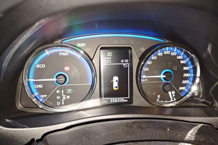 Used Toyota Levin Hybrid E+ 2019 1.8L GS E-CVT Elite Model with Sunroof Instrument Cluster