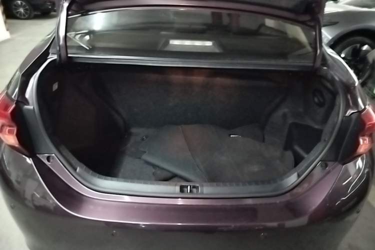 Used Toyota Levin Hybrid E+ 2019 1.8L PH GS E-CVT Elite Edition Trunk
