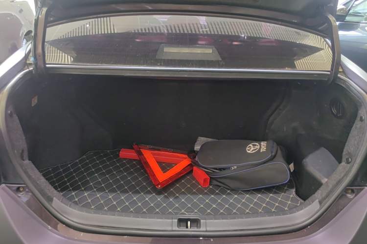 Used Toyota Levin Hybrid E+ 2019 1.8L PH GS E-CVT Elite Edition Trunk