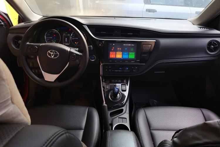 Used Toyota Levin Hybrid E+ 2019 1.8L GS E-CVT Elite Model with Sunroof Center Console