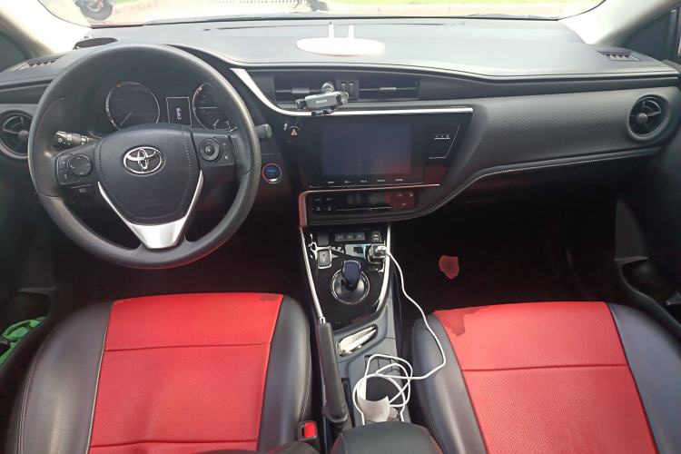 Used Toyota Levin Hybrid E+ 2019 1.8L GS E-CVT Elite Model with Sunroof Center Console