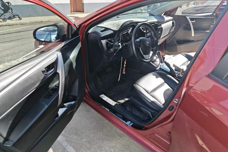 Used Toyota Levin Hybrid E+ 2019 1.8L PH GS E-CVT Elite Edition Driver Seat