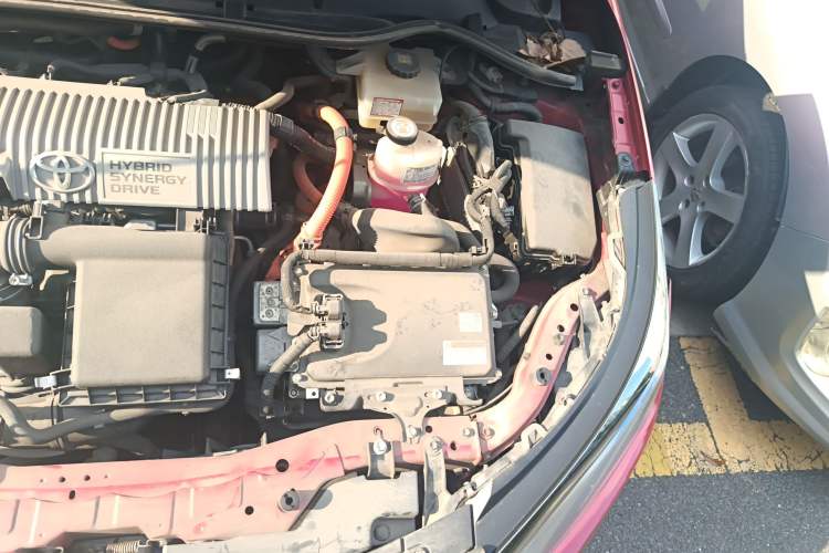 Used Toyota Levin Hybrid E+ 2019 1.8L GS E-CVT Elite Model with Sunroof Engine Bay Left