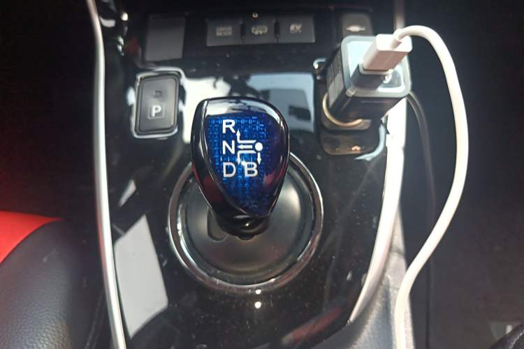 Used Toyota Levin Hybrid E+ 2019 1.8L GS E-CVT Elite Model with Sunroof Gear Lever