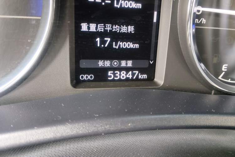 Used Toyota Levin Hybrid E+ 2019 1.8L GS E-CVT Elite Model with Sunroof Odometer Close Up