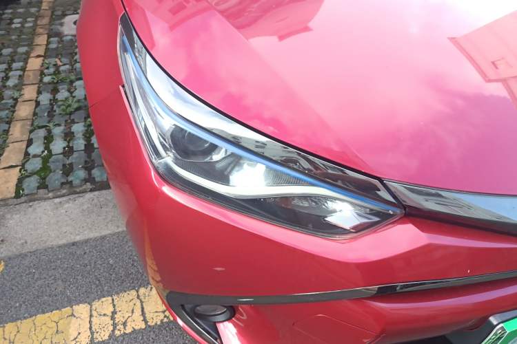 Used Toyota Levin Hybrid E+ 2019 1.8L GS E-CVT Elite Model with Sunroof Right Front Headlight