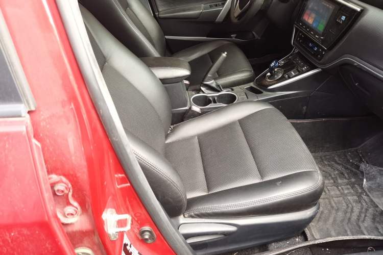 Used Toyota Levin Hybrid E+ 2019 1.8L GS E-CVT Elite Model with Sunroof Right Front Seat