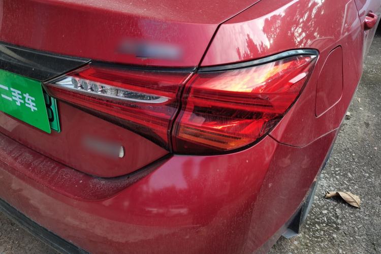 Used Toyota Levin Hybrid E+ 2019 1.8L GS E-CVT Elite Model with Sunroof Right Rear Taillight