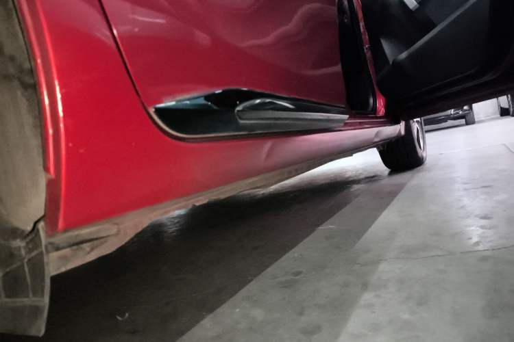 Used Toyota Levin Hybrid E+ 2019 1.8L PH V E-CVT Luxury Edition Right Side Sill