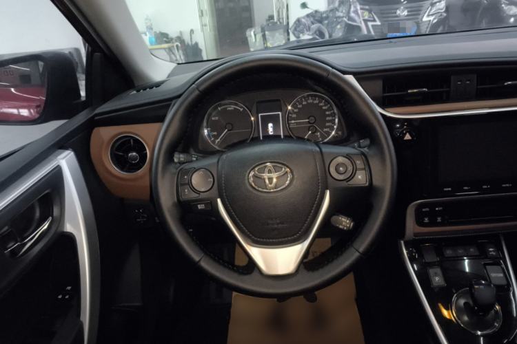 Used Toyota Levin Hybrid E+ 2019 1.8L PH V E-CVT Luxury Edition Steering Wheel