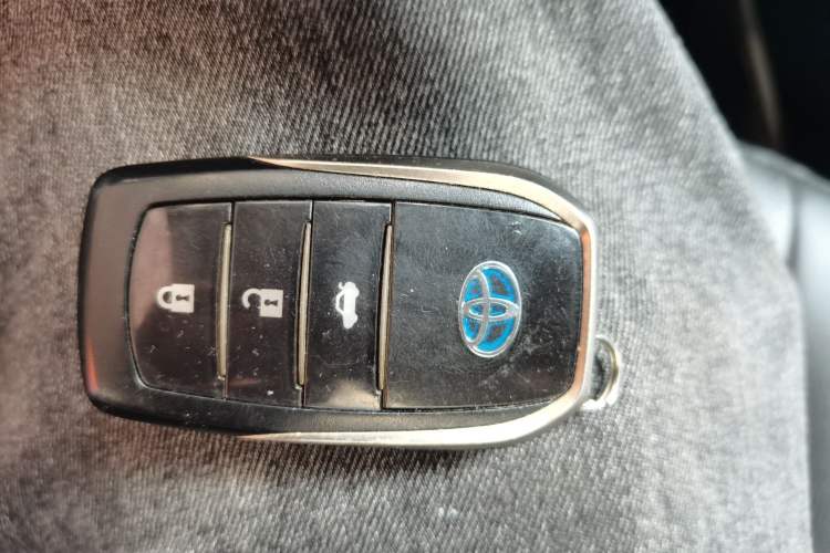 Used Toyota Levin Hybrid E+ 2019 1.8L GS E-CVT Elite Model with Sunroof Vehicle Key