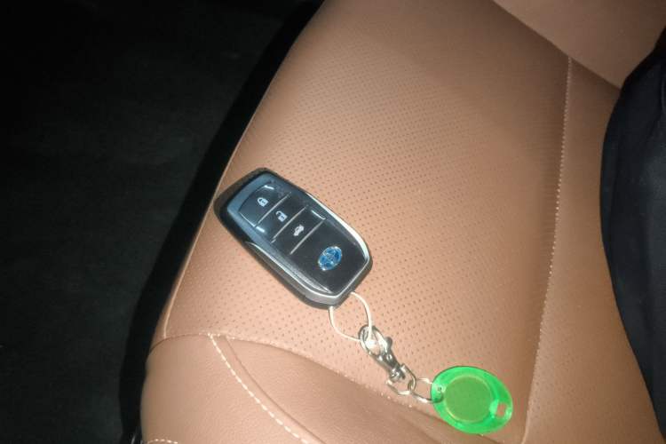 Used Toyota Levin Hybrid E+ 2019 1.8L PH V E-CVT Luxury Edition Vehicle Key