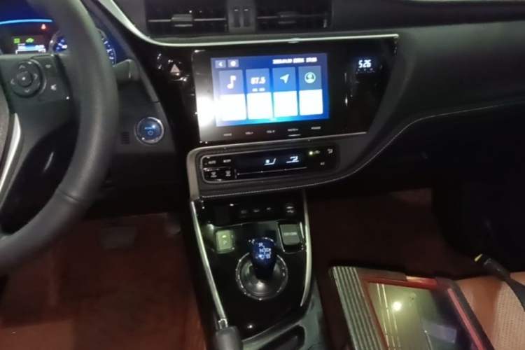 Used Toyota Levin Hybrid E+ 2019 1.8L GS E-CVT Elite Model with Sunroof Audio And AC Panel