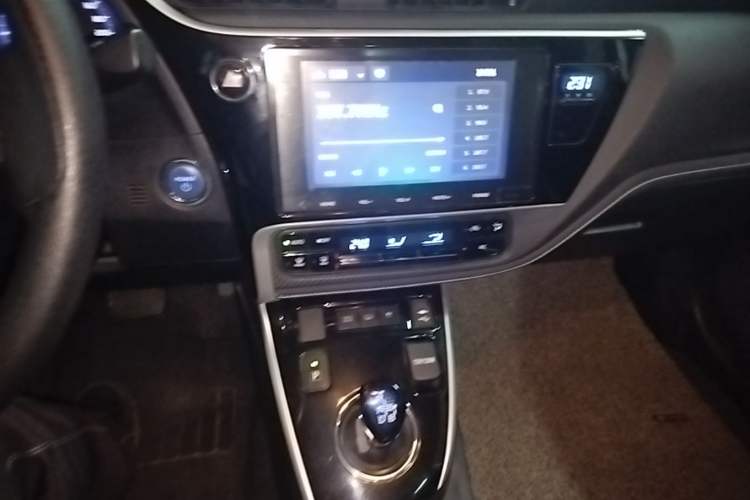 Used Toyota Levin Hybrid E+ 2019 1.8L GS E-CVT Elite Model with Sunroof Audio And AC Panel