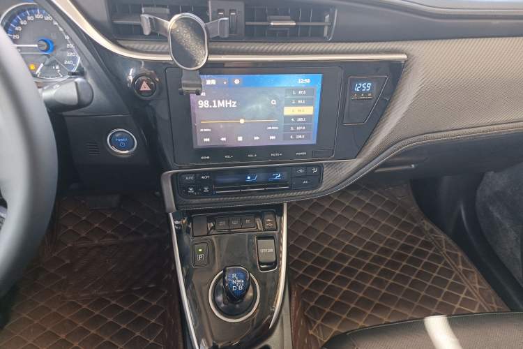 Used Toyota Levin Hybrid E+ 2019 1.8L PH V E-CVT Luxury Edition Audio And AC Panel
