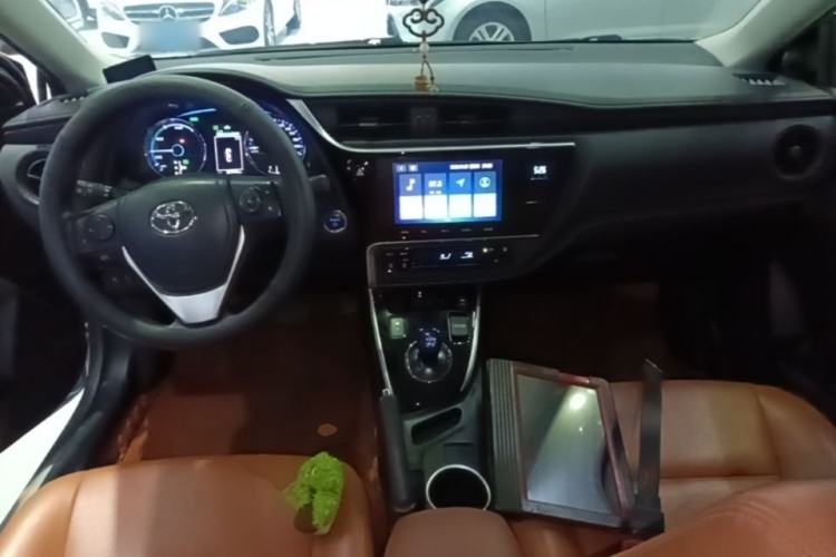 Used Toyota Levin Hybrid E+ 2019 1.8L GS E-CVT Elite Model with Sunroof Center Console