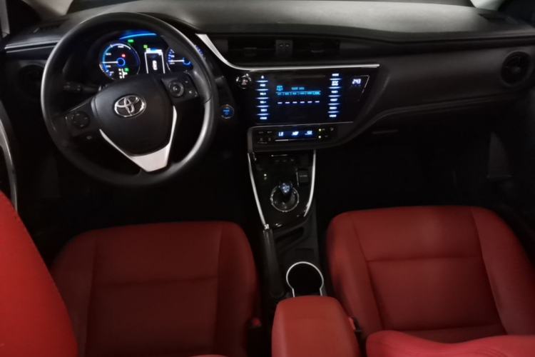 Used Toyota Levin Hybrid E+ 2019 1.8L PH GS E-CVT Elite Edition Center Console