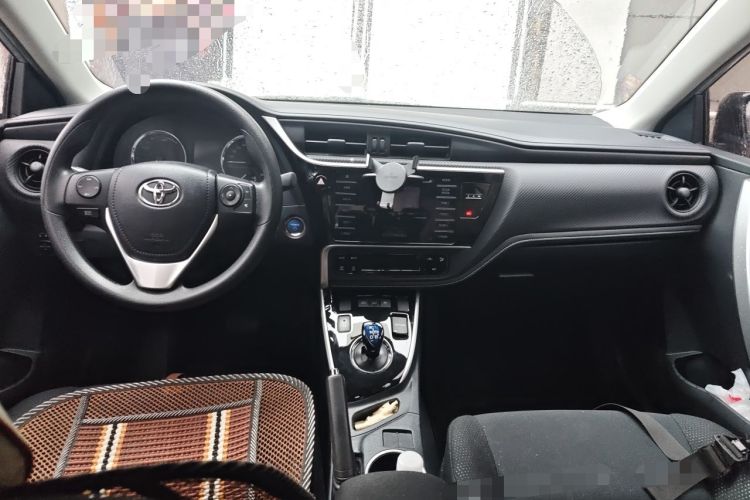 Used Toyota Levin Hybrid E+ 2019 1.8L PH GS E-CVT Elite Edition Center Console