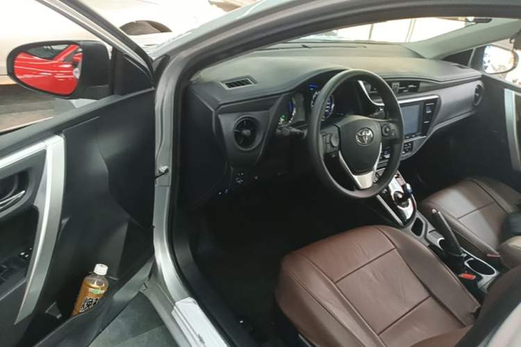 Used Toyota Levin Hybrid E+ 2019 1.8L GS E-CVT Elite Model with Sunroof Driver Seat