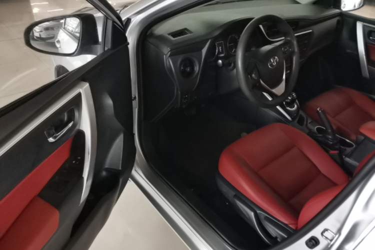 Used Toyota Levin Hybrid E+ 2019 1.8L PH GS E-CVT Elite Edition Driver Seat