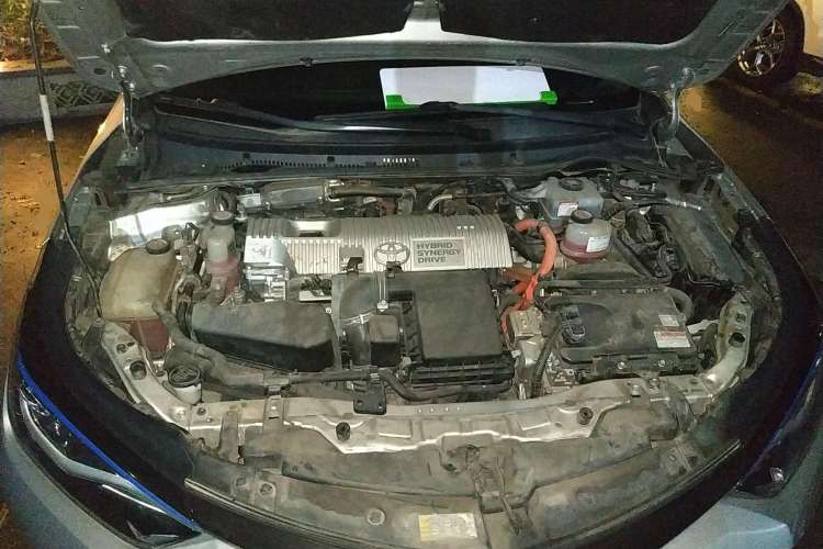 Used Toyota Levin Hybrid E+ 2019 1.8 PH GS E-CVT Elite Style Edition Engine Bay