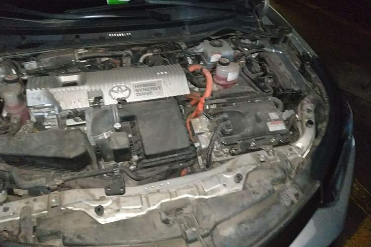 Used Toyota Levin Hybrid E+ 2019 1.8 PH GS E-CVT Elite Style Edition Engine Bay Left