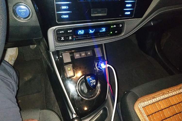 Used Toyota Levin Hybrid E+ 2019 1.8 PH GS E-CVT Elite Style Edition Gear Lever