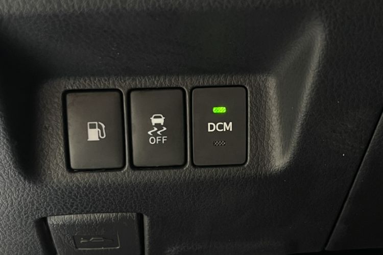 Used Toyota Levin Hybrid E+ 2019 1.8L GS E-CVT Elite Model with Sunroof Interior 10
