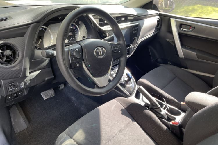Used Toyota Levin Hybrid E+ 2019 1.8L GS E-CVT Elite Model with Sunroof Interior 13