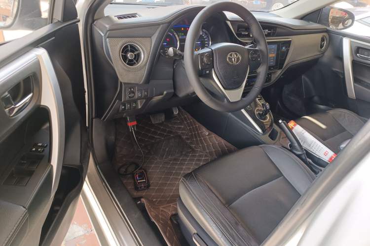 Used Toyota Levin Hybrid E+ 2019 1.8L PH V E-CVT Luxury Edition Interior 3