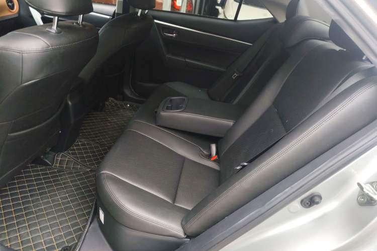 Used Toyota Levin Hybrid E+ 2019 1.8L PH GS E-CVT Elite Edition Interior 4