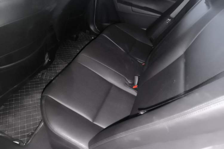 Used Toyota Levin Hybrid E+ 2019 1.8L PH GS E-CVT Elite Edition Interior 4