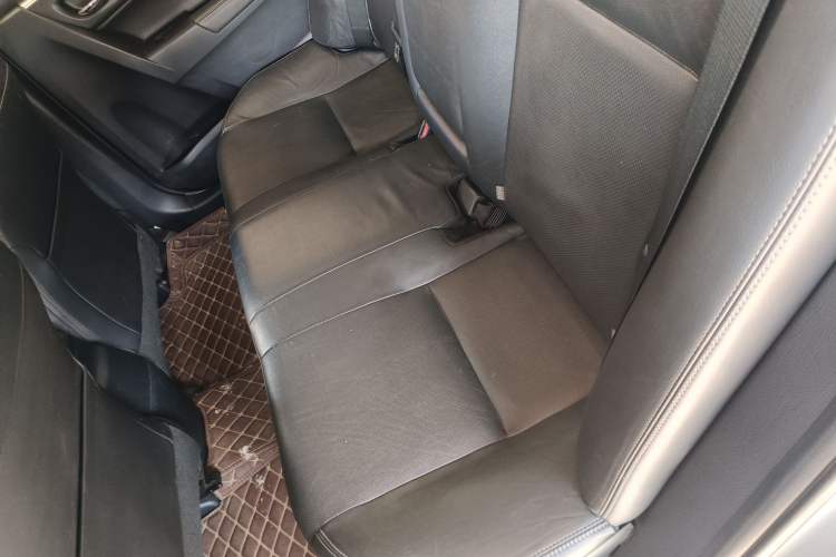 Used Toyota Levin Hybrid E+ 2019 1.8L PH V E-CVT Luxury Edition Interior 4