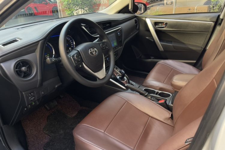Used Toyota Levin Hybrid E+ 2019 1.8L GS E-CVT Elite Model with Sunroof Interior 5