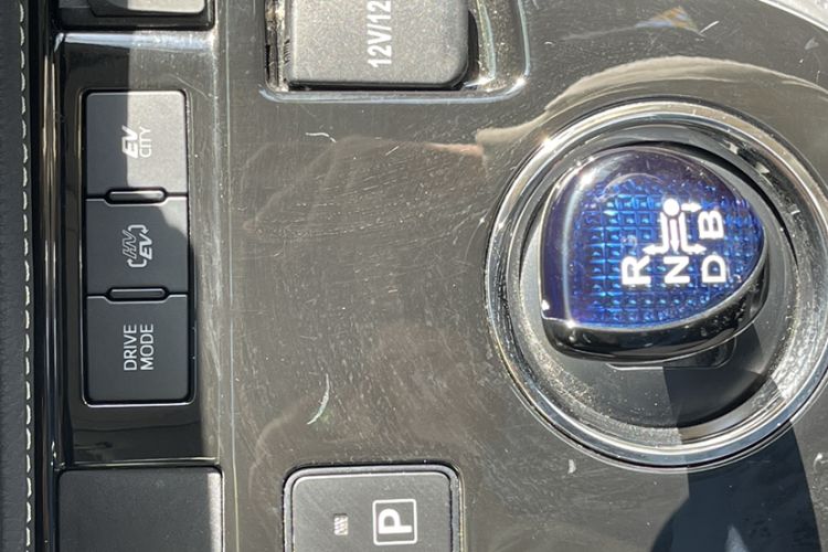 Used Toyota Levin Hybrid E+ 2019 1.8L GS E-CVT Elite Model with Sunroof Interior 5
