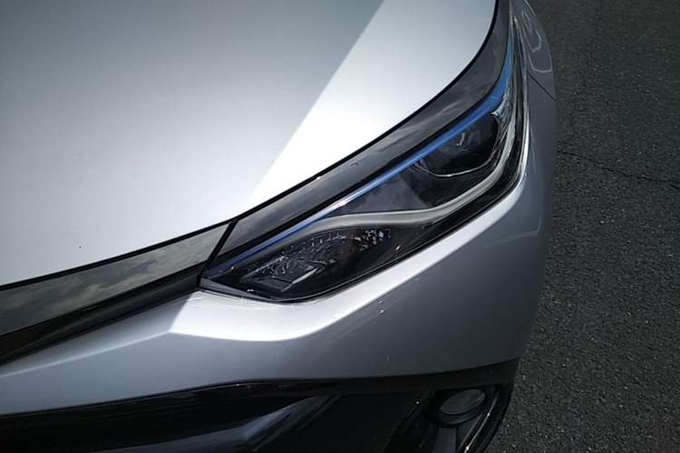Used Toyota Levin Hybrid E+ 2019 1.8L GS E-CVT Elite Model with Sunroof Left Front Headlight