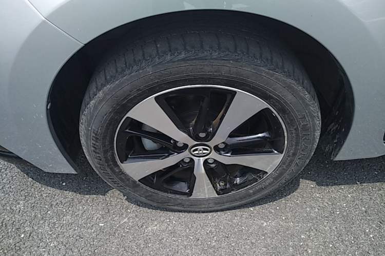 Used Toyota Levin Hybrid E+ 2019 1.8L GS E-CVT Elite Model with Sunroof Left Front Wheel Hub