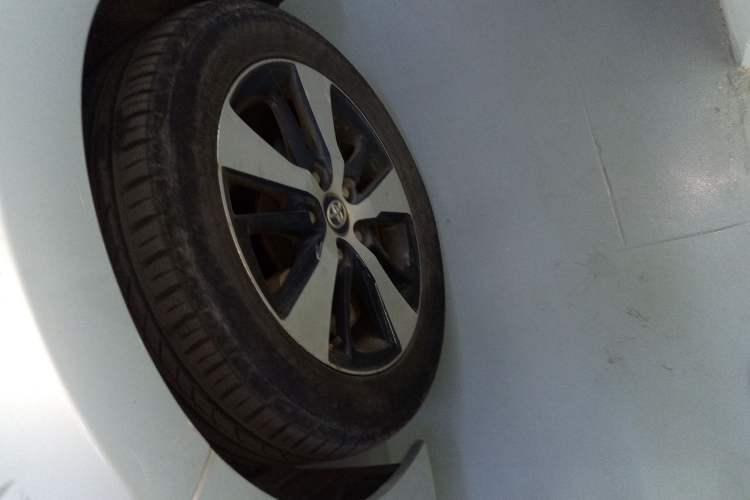 Used Toyota Levin Hybrid E+ 2019 1.8L GS E-CVT Elite Model with Sunroof Left Front Wheel Hub