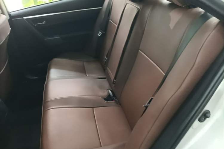 Used Toyota Levin Hybrid E+ 2019 1.8L GS E-CVT Elite Model with Sunroof Left Rear Seat