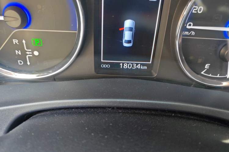 Used Toyota Levin Hybrid E+ 2019 1.8L GS E-CVT Elite Model with Sunroof Odometer Close Up
