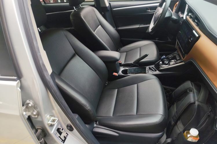 Used Toyota Levin Hybrid E+ 2019 1.8L PH GS E-CVT Elite Edition Right Front Seat