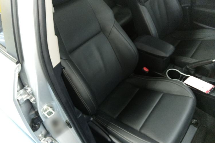 Used Toyota Levin Hybrid E+ 2019 1.8L PH V E-CVT Luxury Edition Right Front Seat